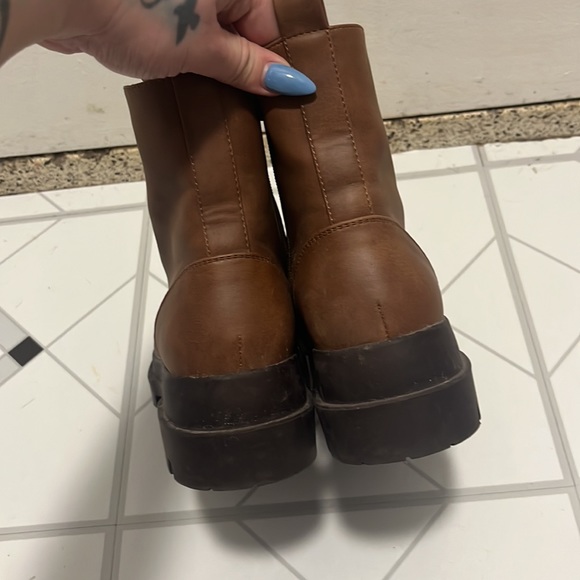 Call it spring faux fur lined platform boots size 7 worn twice - Picture 4 of 6